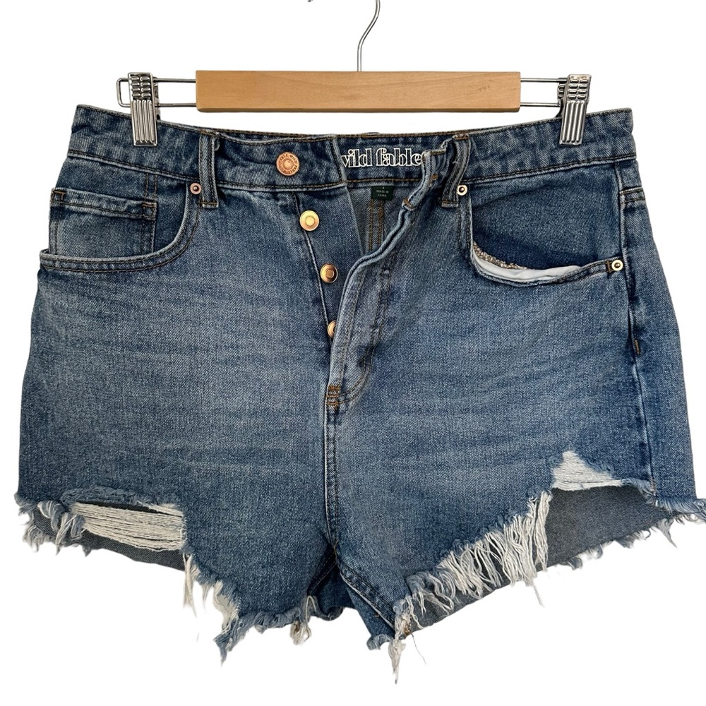 Wild Fable Button Down Shredded Shorts S